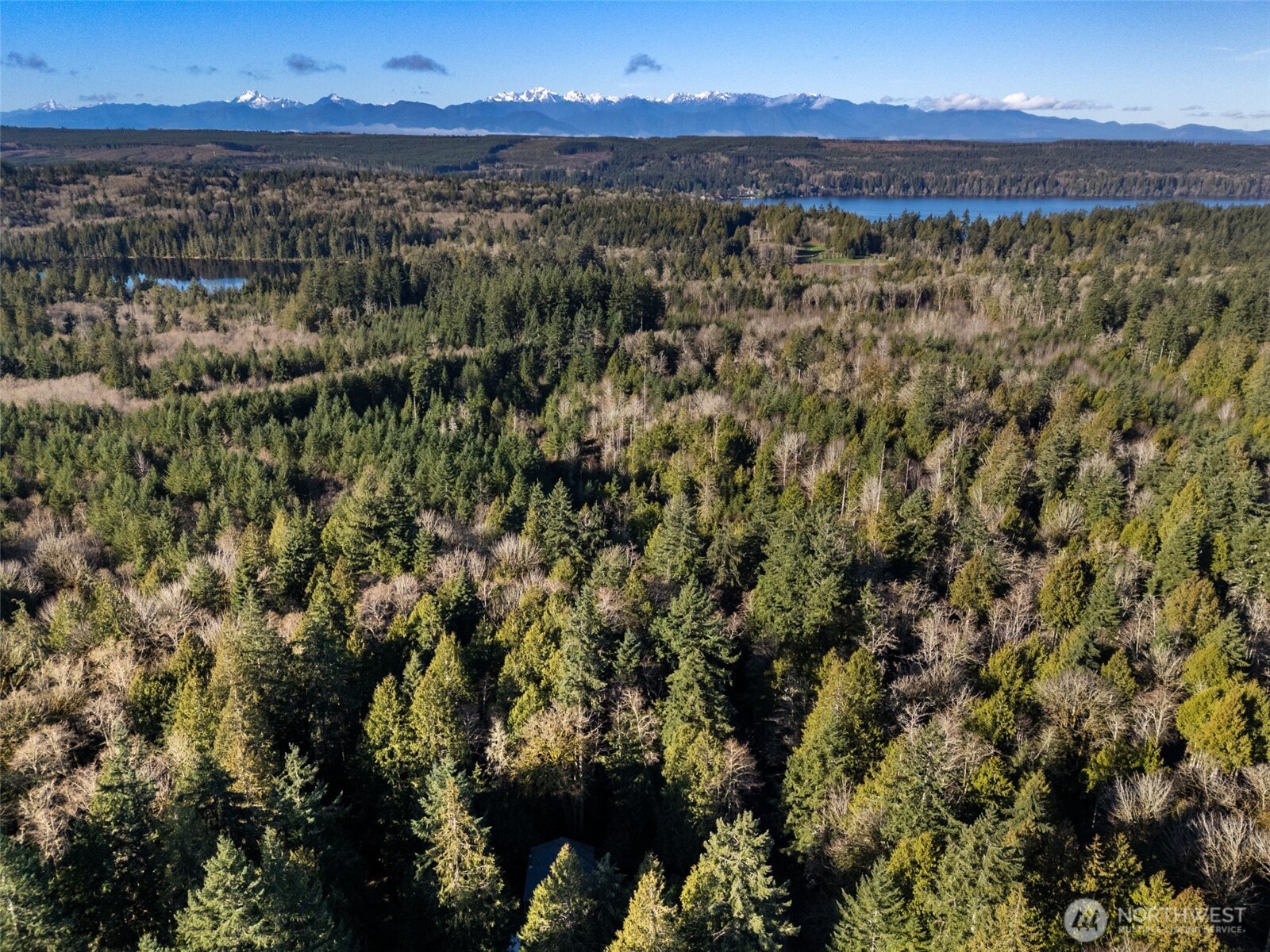 7911 NE Sunnywoods Lane