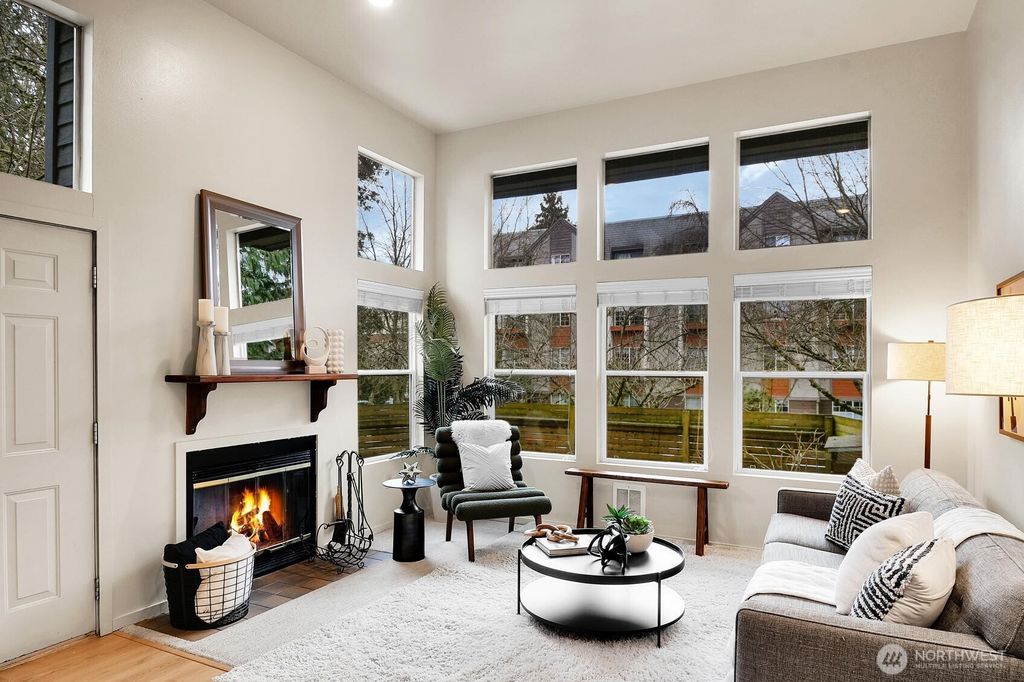 Photo of 1819 17th Avenue #4, Seattle, WA 98122 (MLS # 2332770)