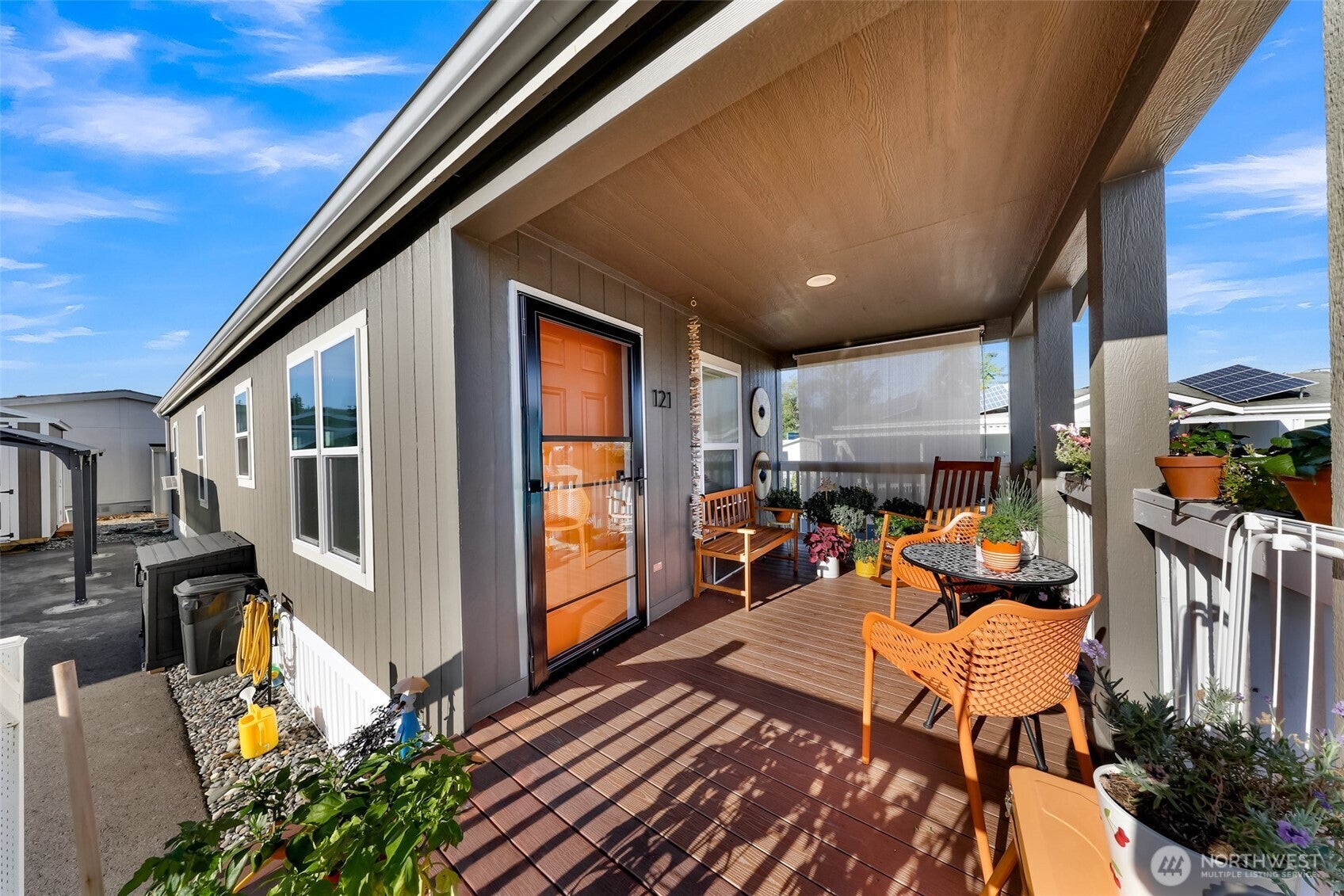 1200 Lincoln Street 121