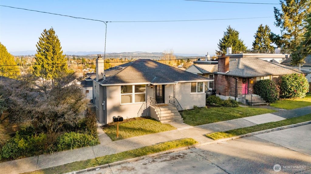 Photo of 2332 17th Avenue S, Seattle, WA 98144 (MLS # 2489012)