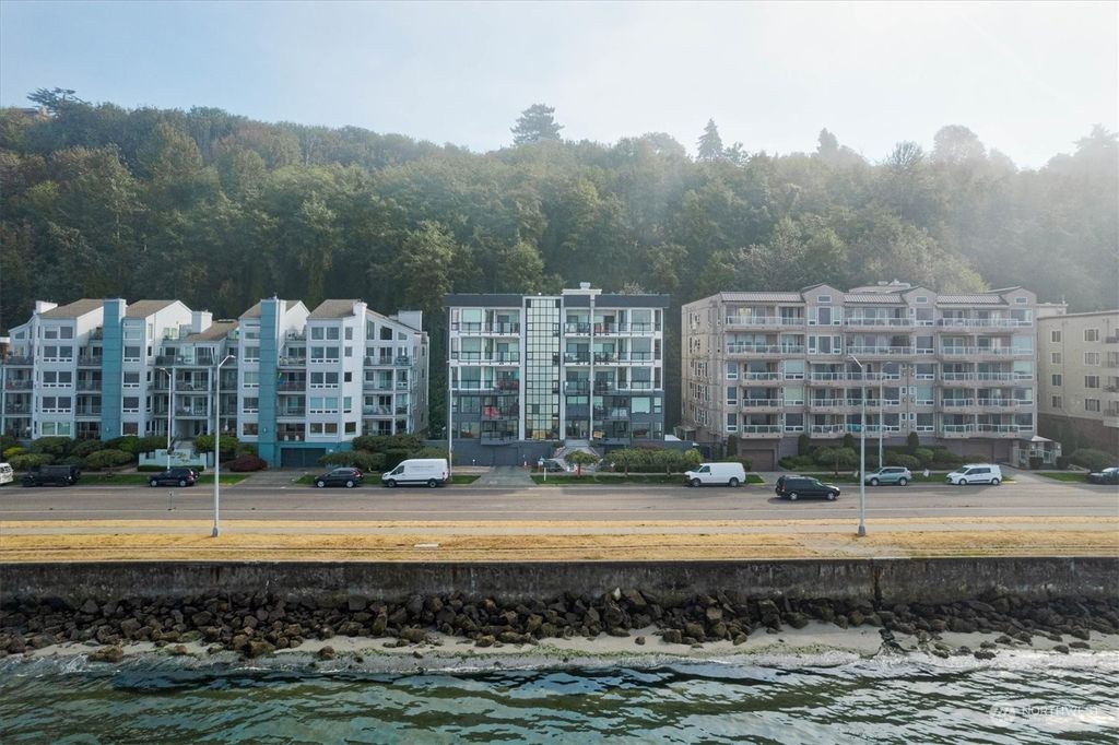 Photo of 1534 Alki Avenue SW #102, Seattle, WA 98116 (MLS # 2021925)