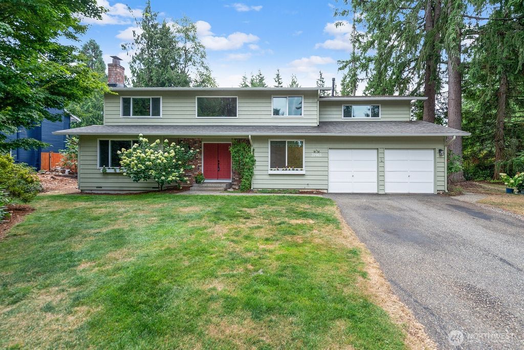 Photo of 21903 NE 18th Street, Sammamish, WA 98074 (MLS # 2426326)