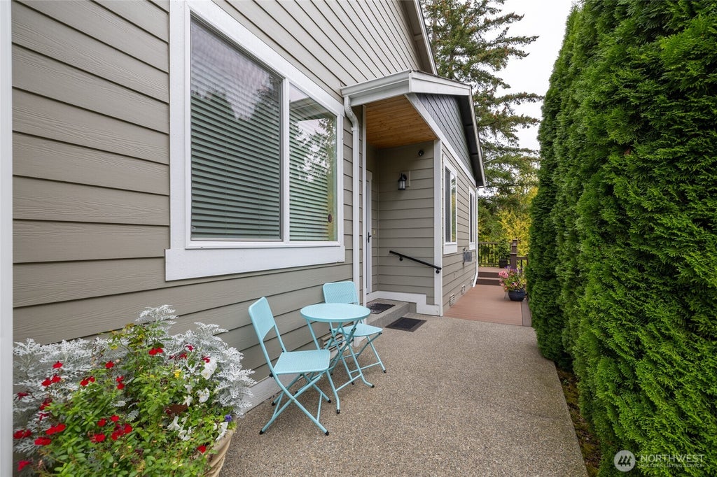 Photo of 3726 Simmons Heights Lane SW, Tumwater, WA 98512 (MLS # 2585323)
