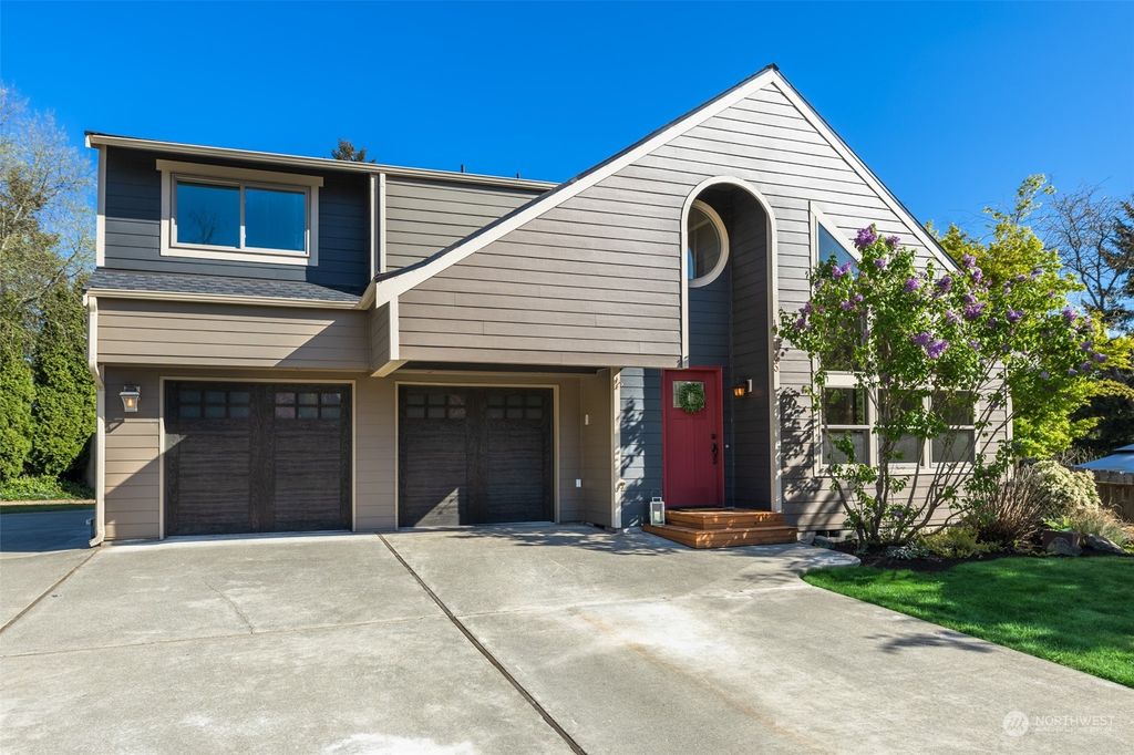 Photo of 12033 SE 252 Place, Kent, WA 98030 (MLS # 2228447)