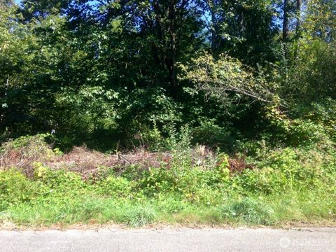 Photo of 13320 191st Avenue SE, Renton, WA 98059 (MLS # 2552760)