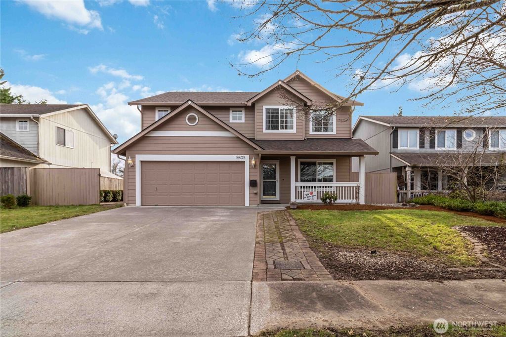Photo of 5605 Horizon Court, Longview, WA 98632 (MLS # 2486179)