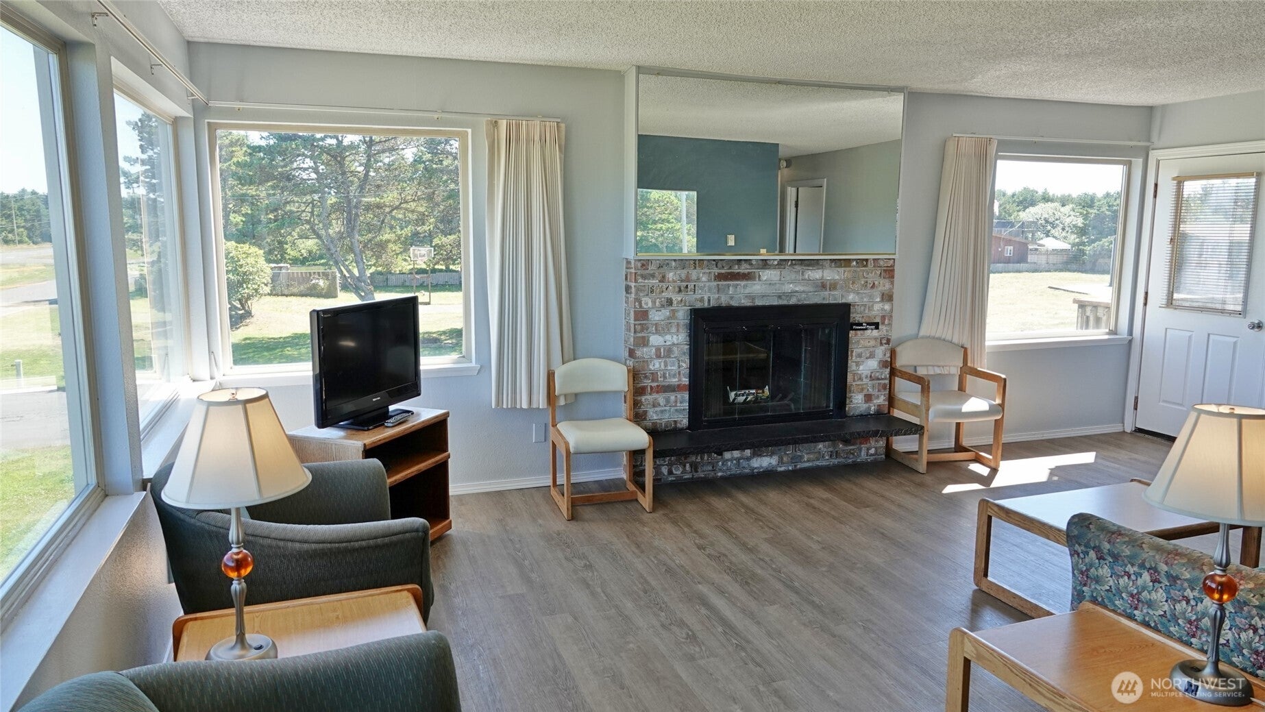 615 Ocean Shores Boulevard NW 201