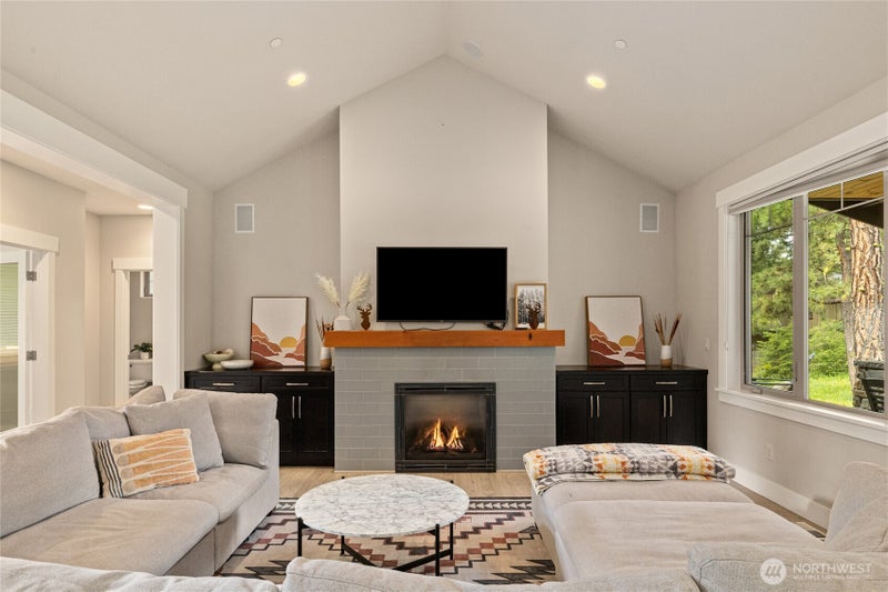 41 Goldenrod Court