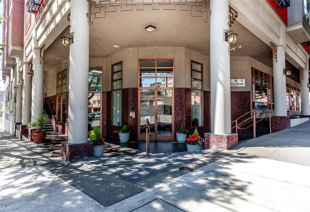 Photo of 668 S Lane Street #314, Seattle, WA 98104 (MLS # 2561298)