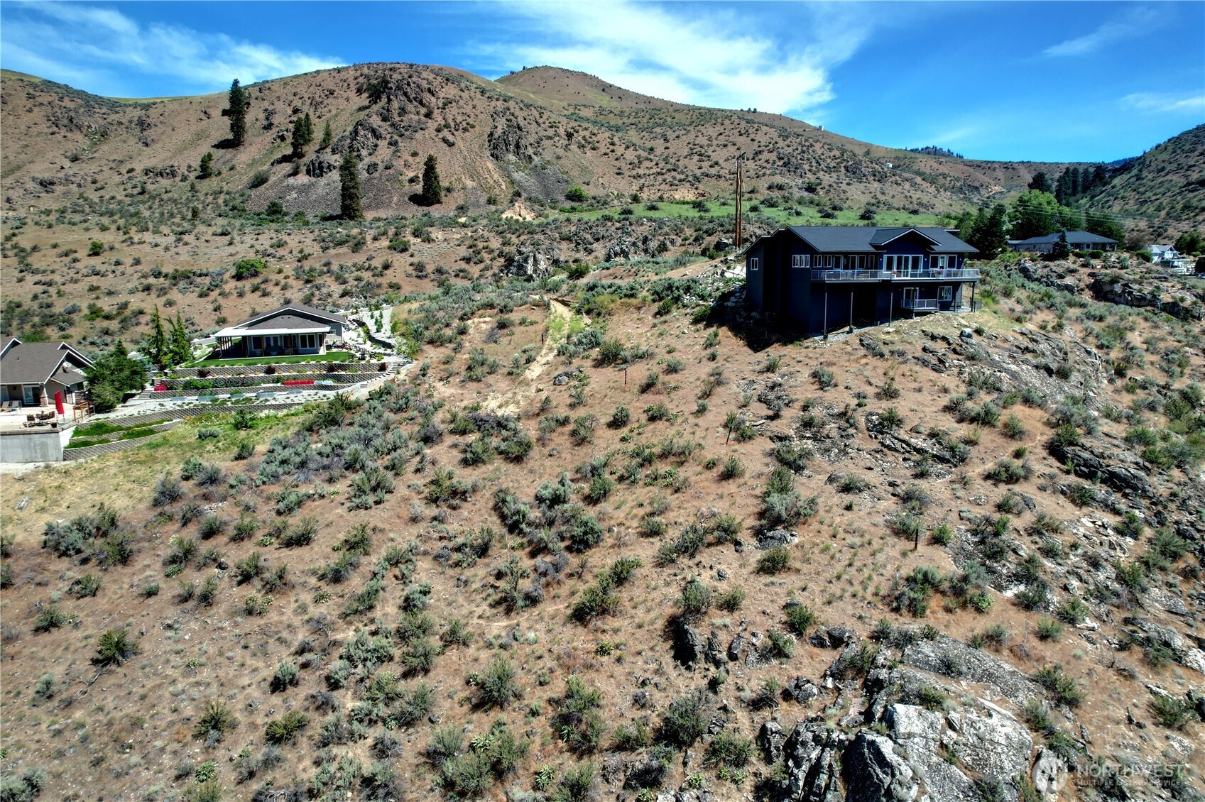111 Crest Dr, Chelan WA 98816