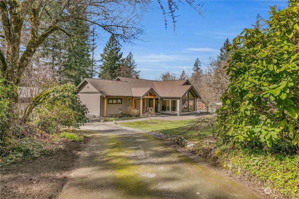 Photo of 24215 SE 228 Street, Maple Valley, WA 98038 (MLS # 2208511)