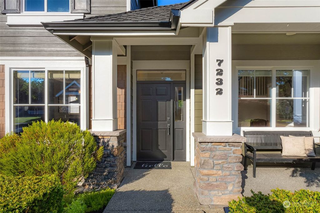 Photo of 7232 Hoff Avenue SE, Snoqualmie, WA 98065 (MLS # 2145413)