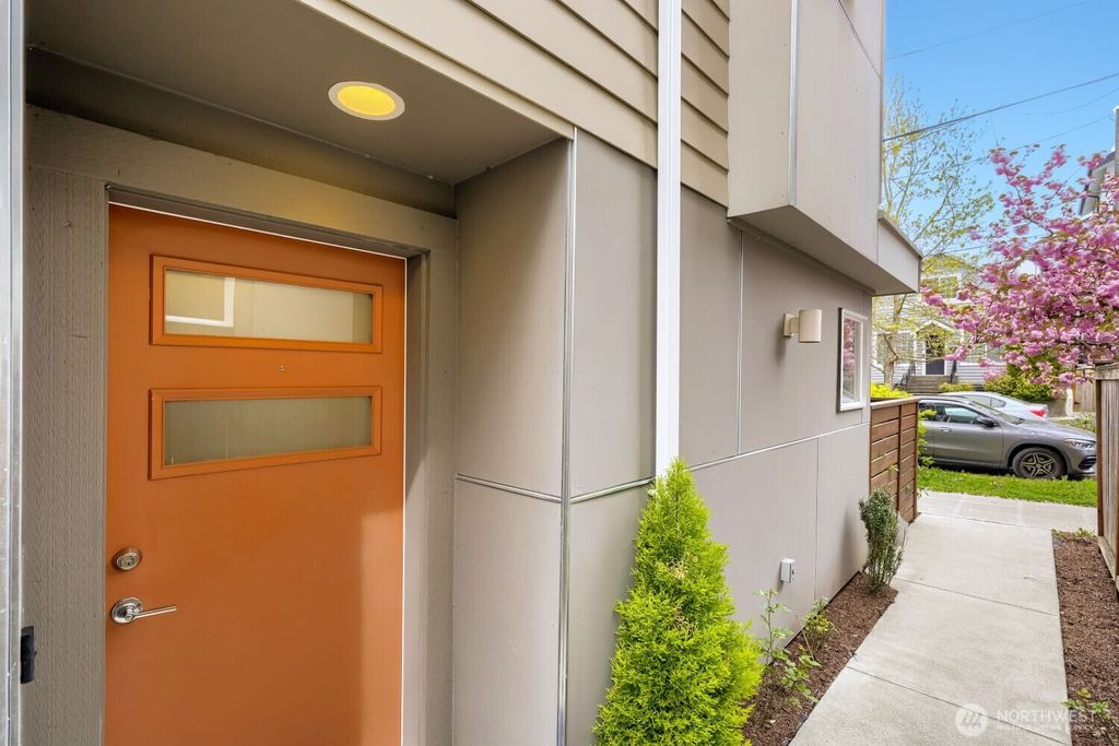 Photo of 1741 NW 60th Street #A, Seattle, WA 98107 (MLS # 2510500)