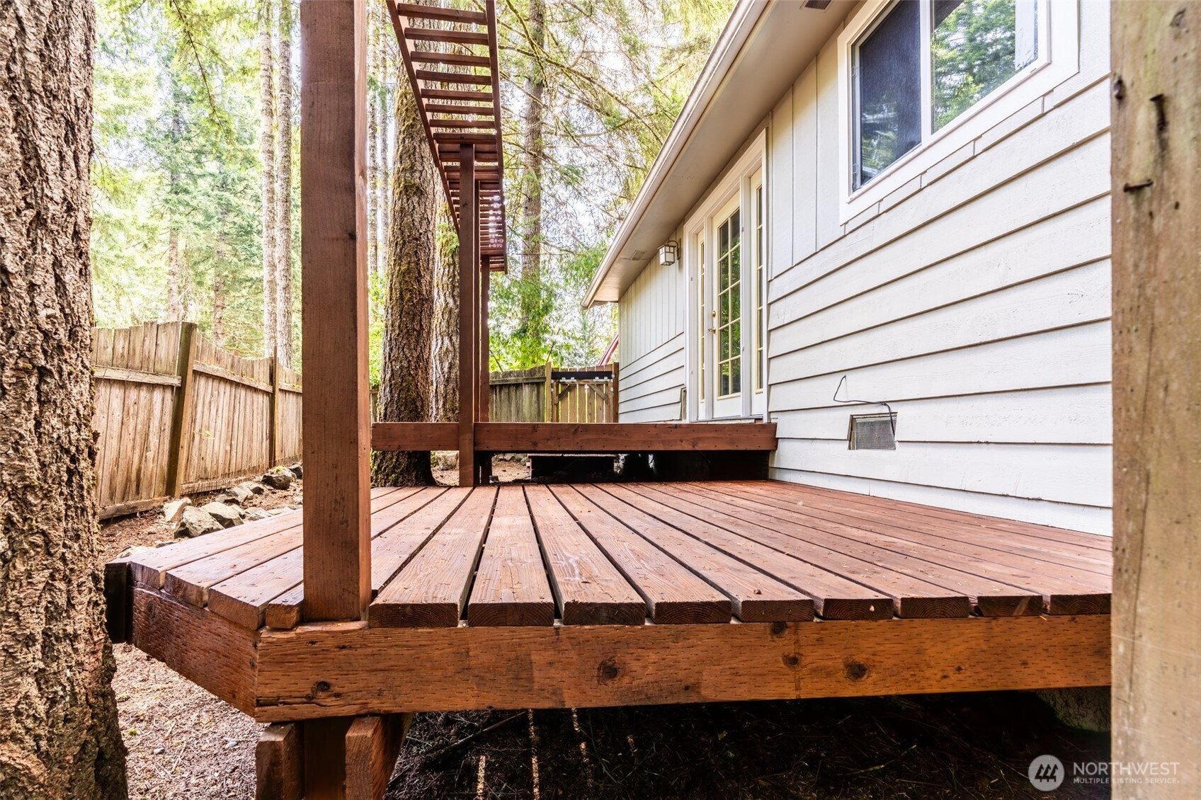 31 SE Clematis Court