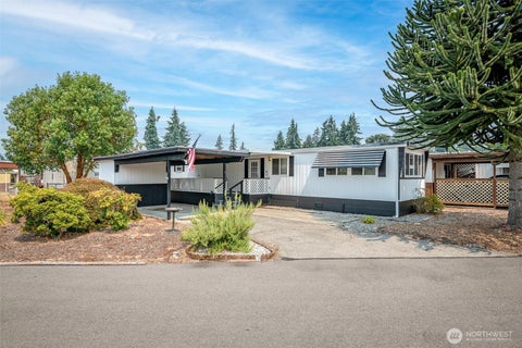 Photo of 125 195th Street E #15, Spanaway, WA 98387 (MLS # 2565568)