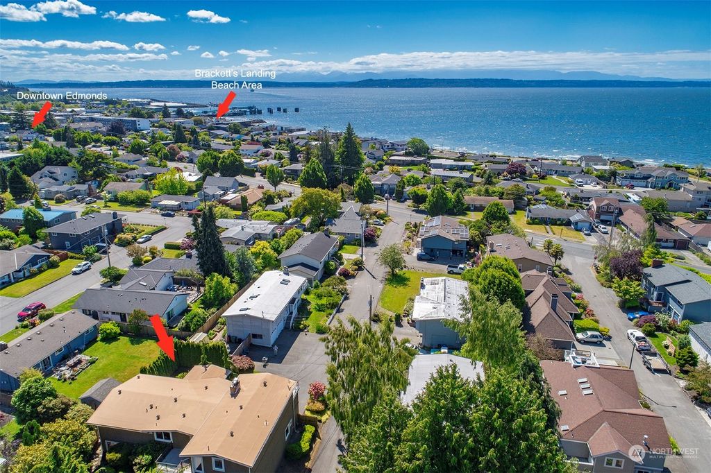 Photo of 610 Sater Lane, Edmonds, WA 98020 (MLS # 2248257)