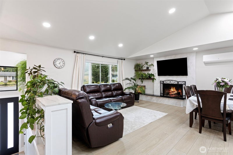 11810 SE 323rd Place