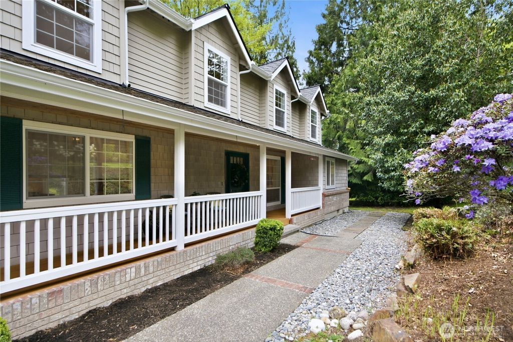 Photo of 4017 251st Way NE, Redmond, WA 98053 (MLS # 2512347)