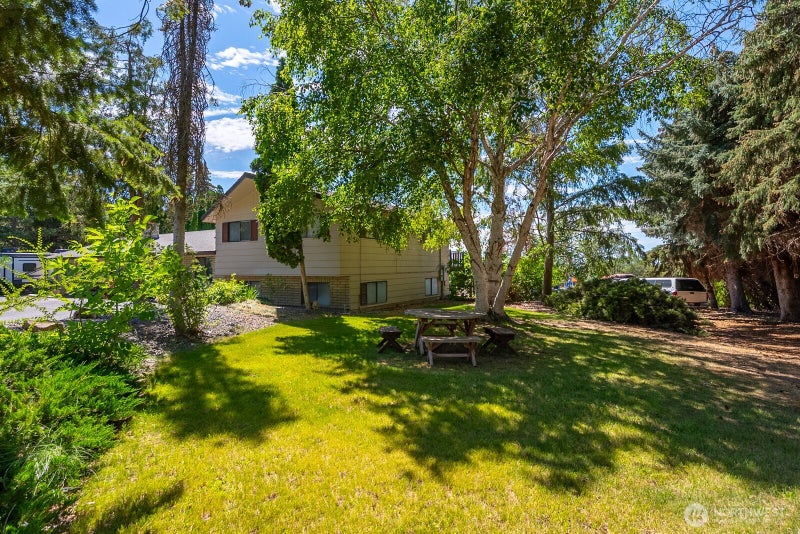 5255 NW Painted Hills Drive