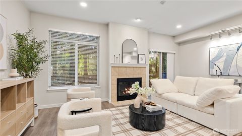 Photo of 18010 NE 94th Street #2, Redmond, WA 98052 (MLS # 2467136)