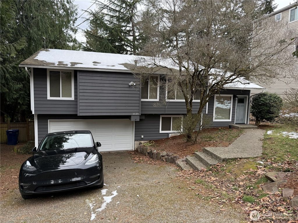 Photo of 1125 211th Place NE, Sammamish, WA 98074 (MLS # 2332980)