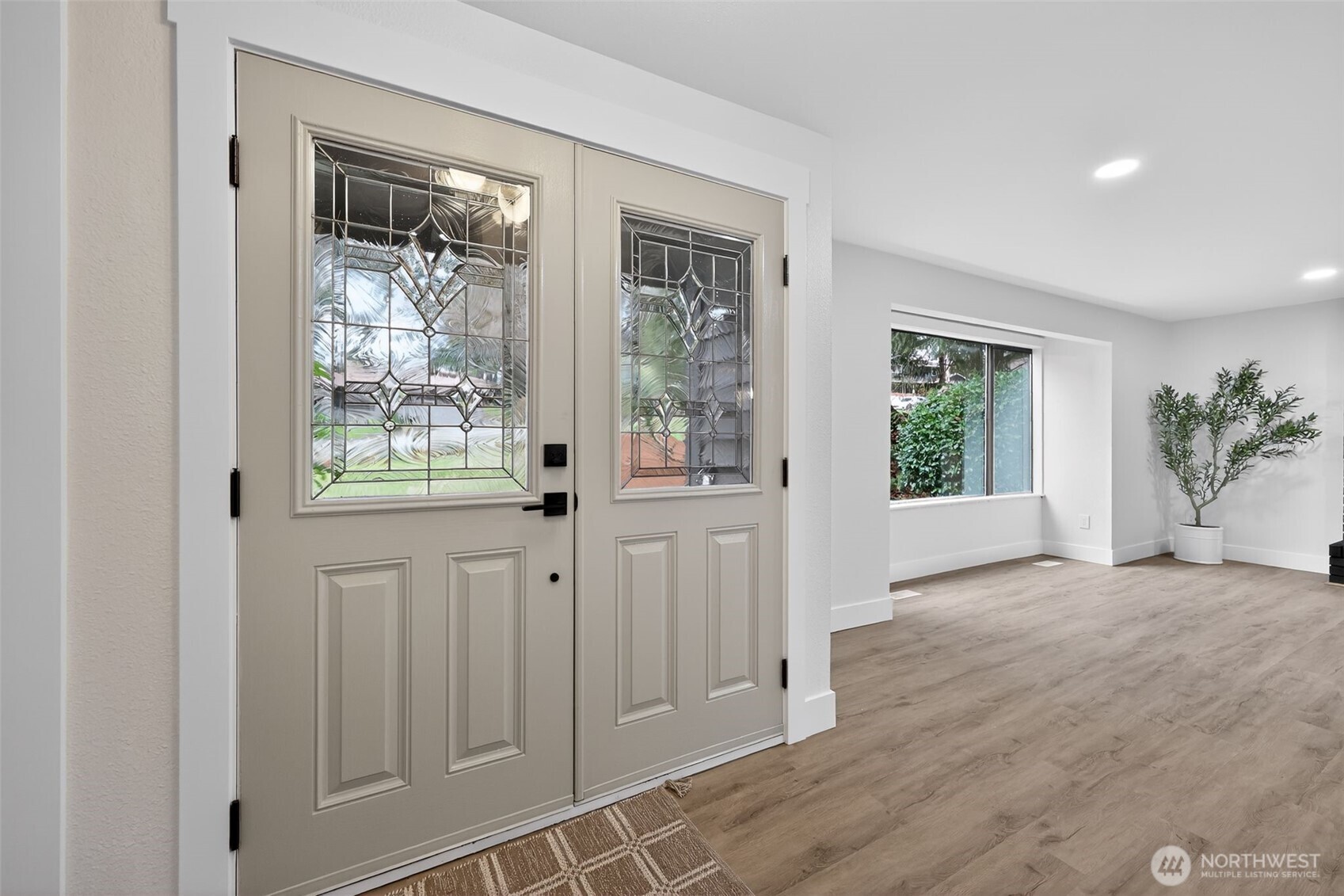 8627 29th Street Ct E