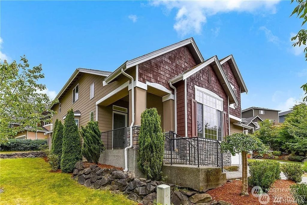 Photo of 19730 82nd Lane NE Ln, Kenmore, WA 98028 (MLS # 2287341)