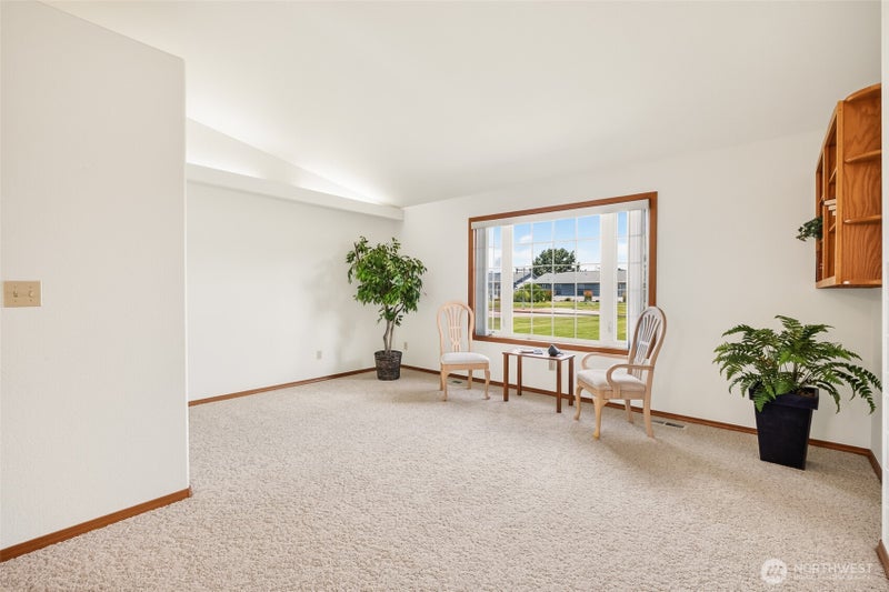 1000 13th Avenue SW 18