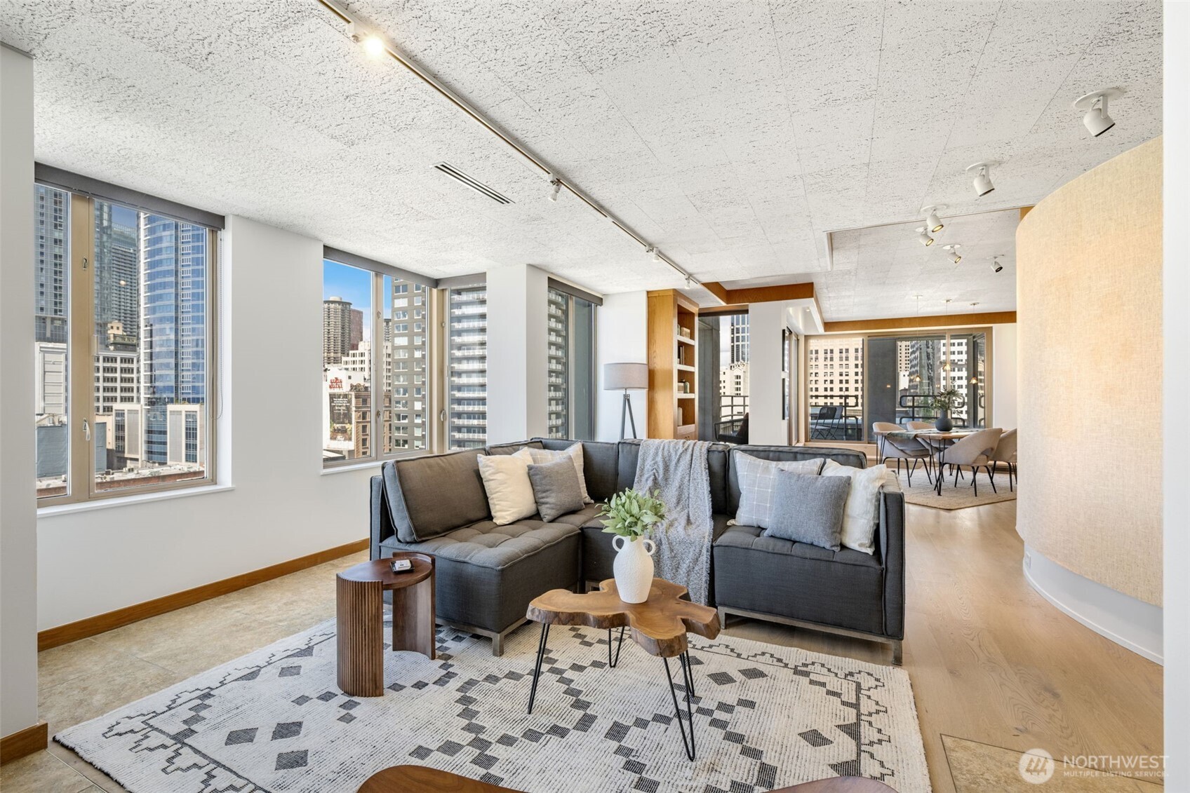 98 Union Street 1210