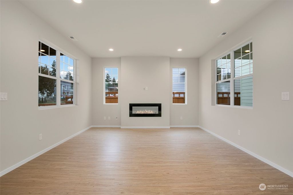 Photo of 9846 5th Lane SW #20, Seattle, WA 98106 (MLS # 2184394)