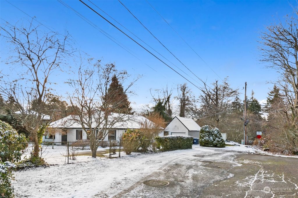 Photo of 11203 29th Avenue SW, Seattle, WA 98146 (MLS # 2023713)