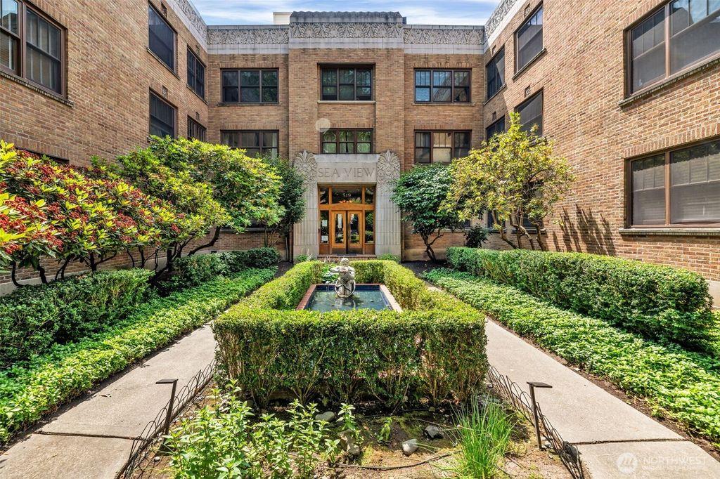 Photo of 519 W Roy Street #211, Seattle, WA 98119 (MLS # 2397537)