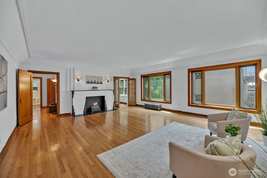 Photo of 519 W Roy Street #211, Seattle, WA 98119 (MLS # 2397537)