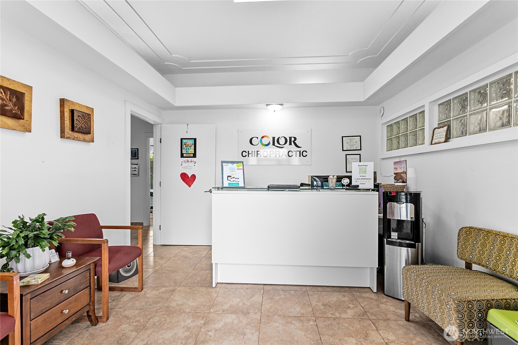 1200 Lakeway Drive 3