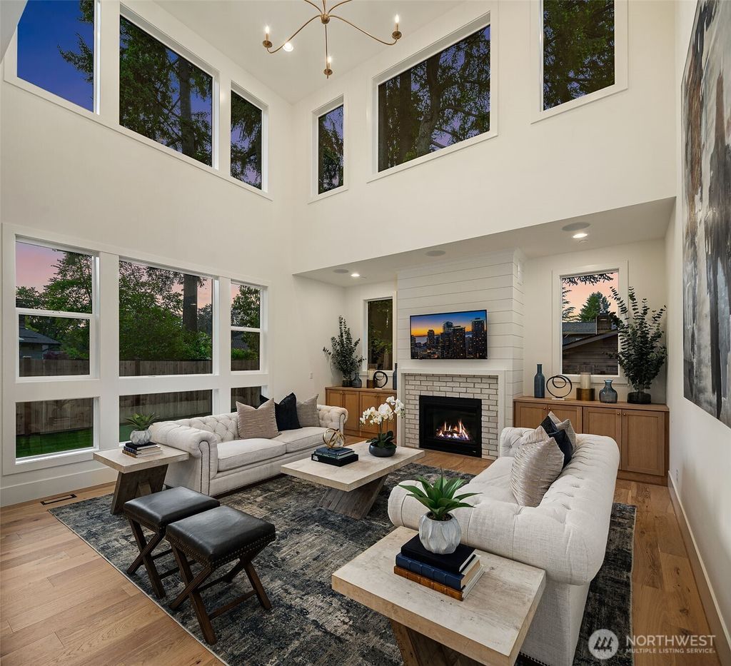 Photo of 5039 123rd Avenue SE, Bellevue, WA 98006 (MLS # 2375840)