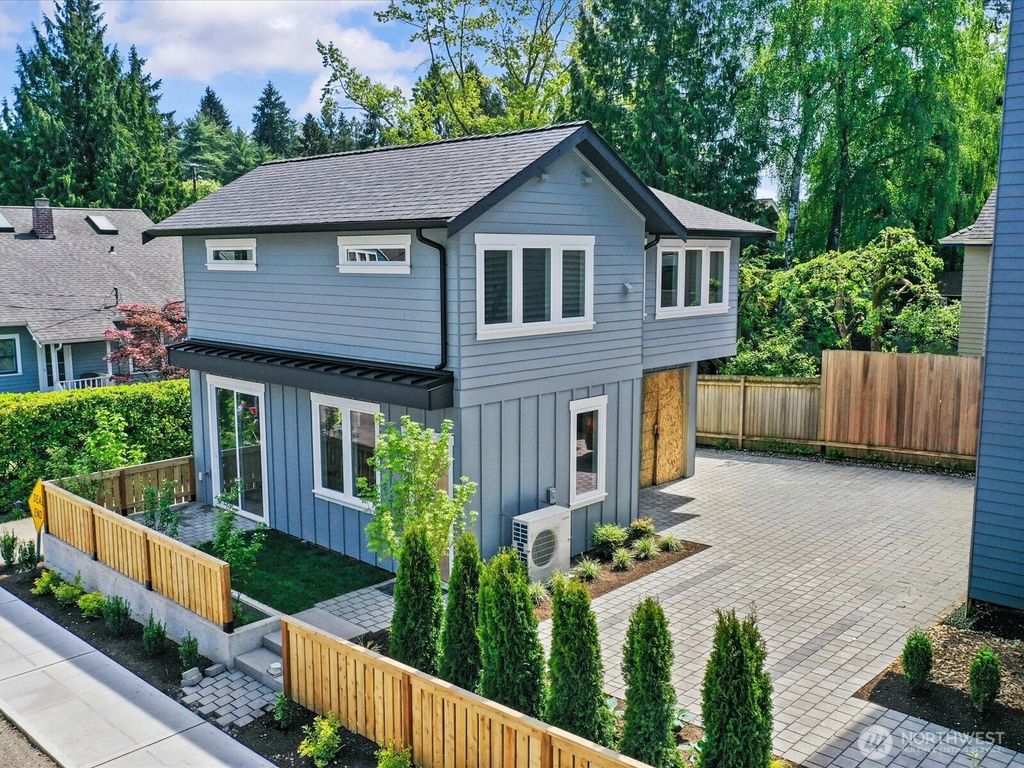 Photo of 2503 E Newton Street, Seattle, WA 98112 (MLS # 2518424)