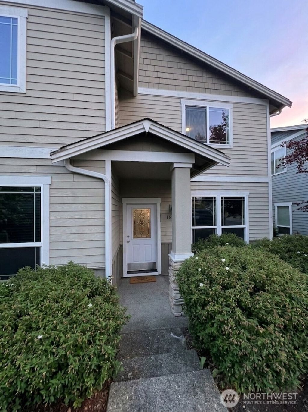 Photo of 18542 97th Ave Court E, Puyallup, WA 98375 (MLS # 2523242)