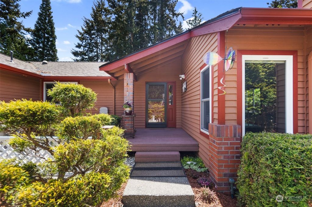 Photo of 6108 137th Place SW, Edmonds, WA 98026 (MLS # 2238393)