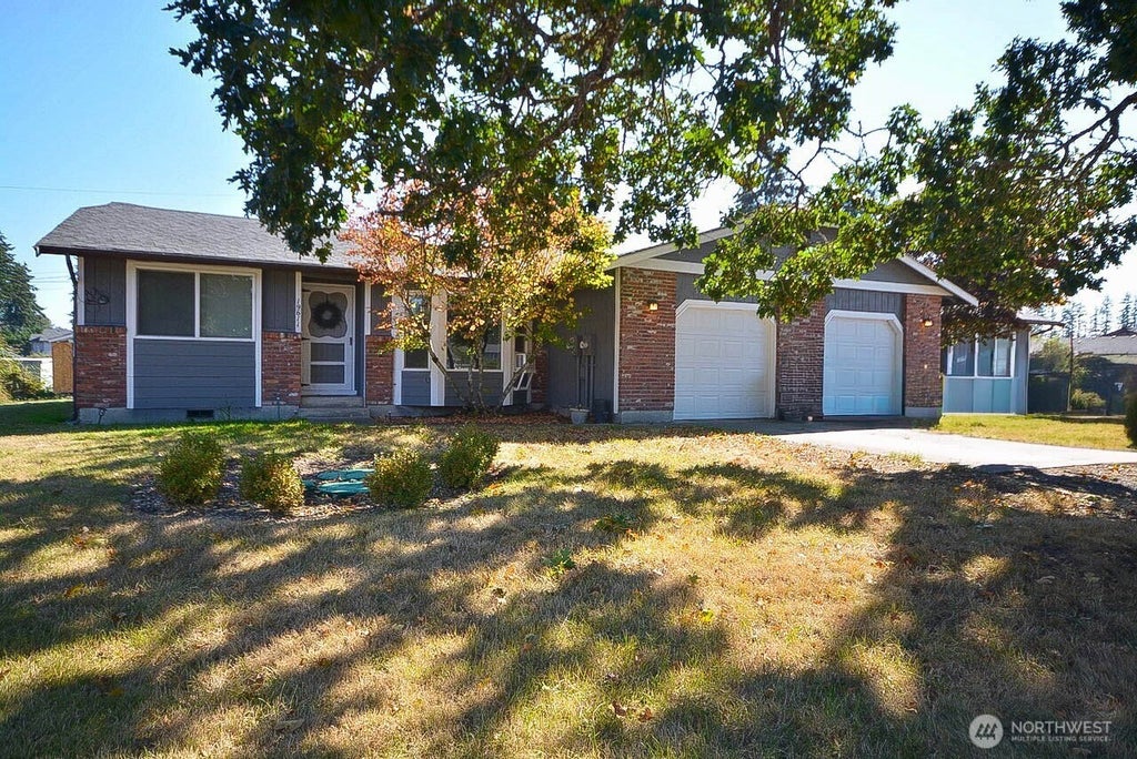 Photo of 19611 - 19613 9th Avenue Ct E, Spanaway, WA 98387 (MLS # 2578184)