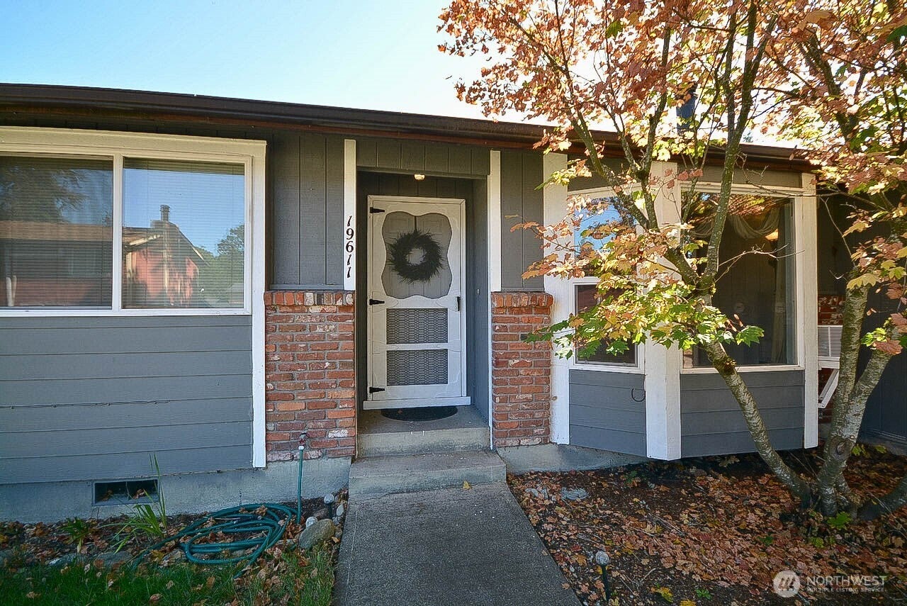 19611 - 19613 9th Avenue Ct E