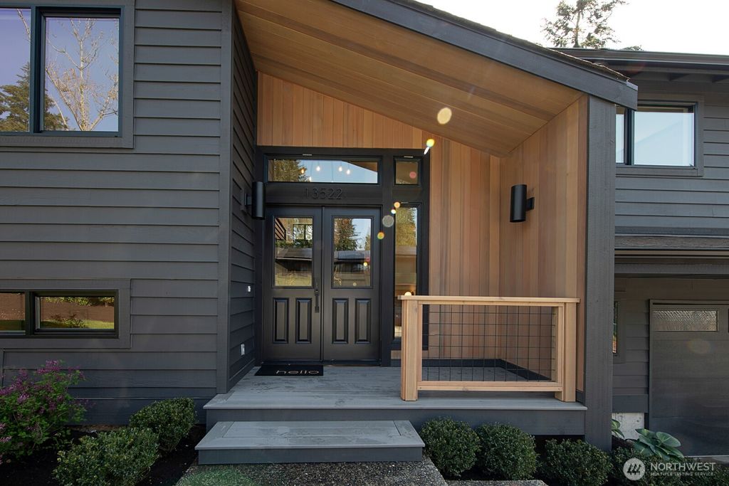 Photo of 13522 28th Avenue NE, Seattle, WA 98125 (MLS # 2365683)