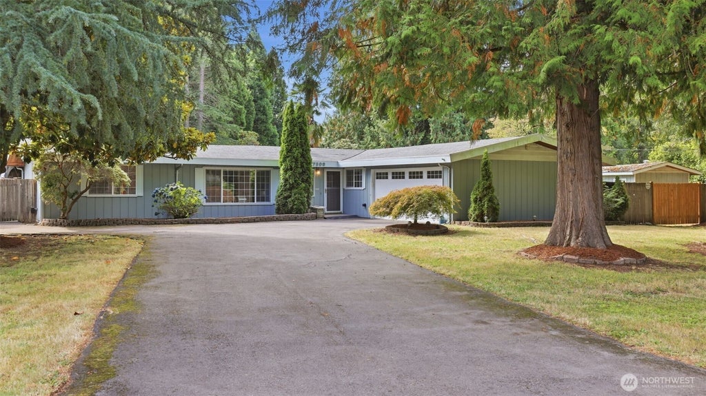 Photo of 17809 147th Avenue SE, Renton, WA 98058 (MLS # 2588259)