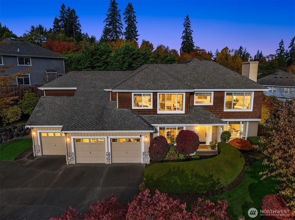 Photo of 2303 Lyons Avenue NE, Renton, WA 98059 (MLS # 2472199)