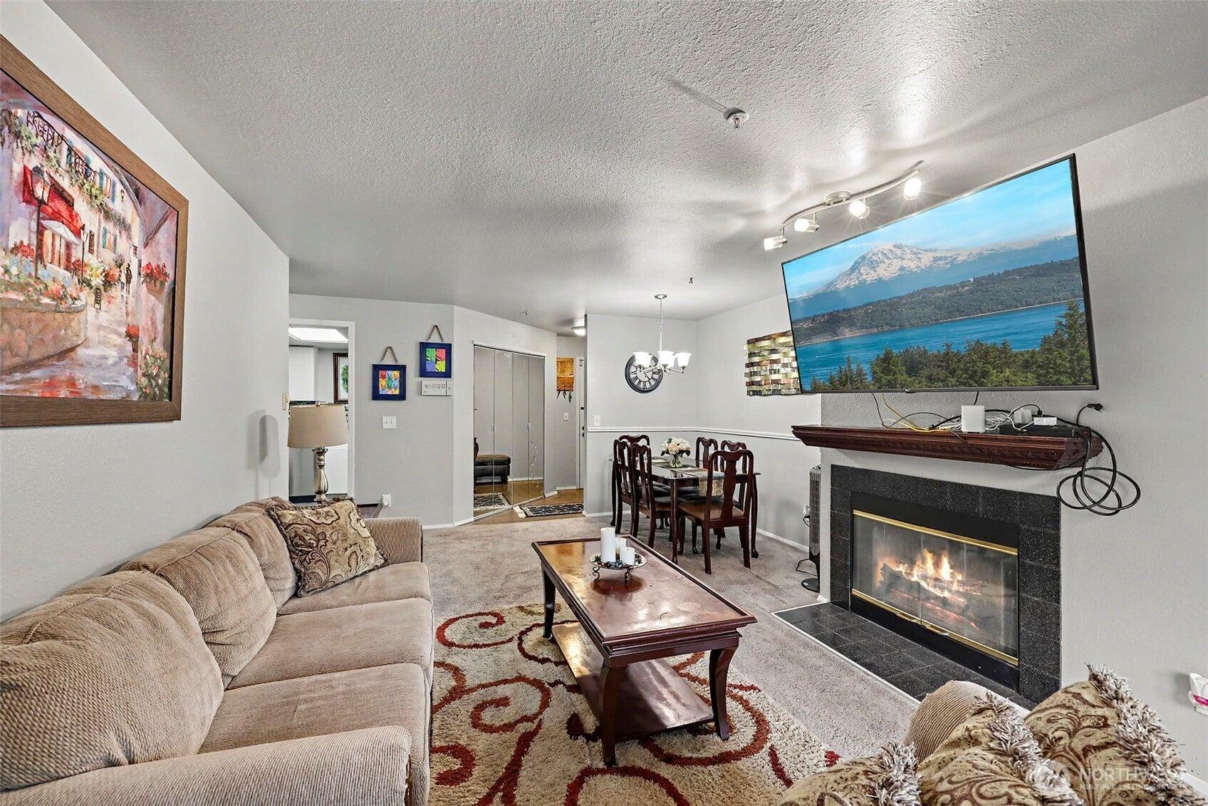 1825 S 330th st f203