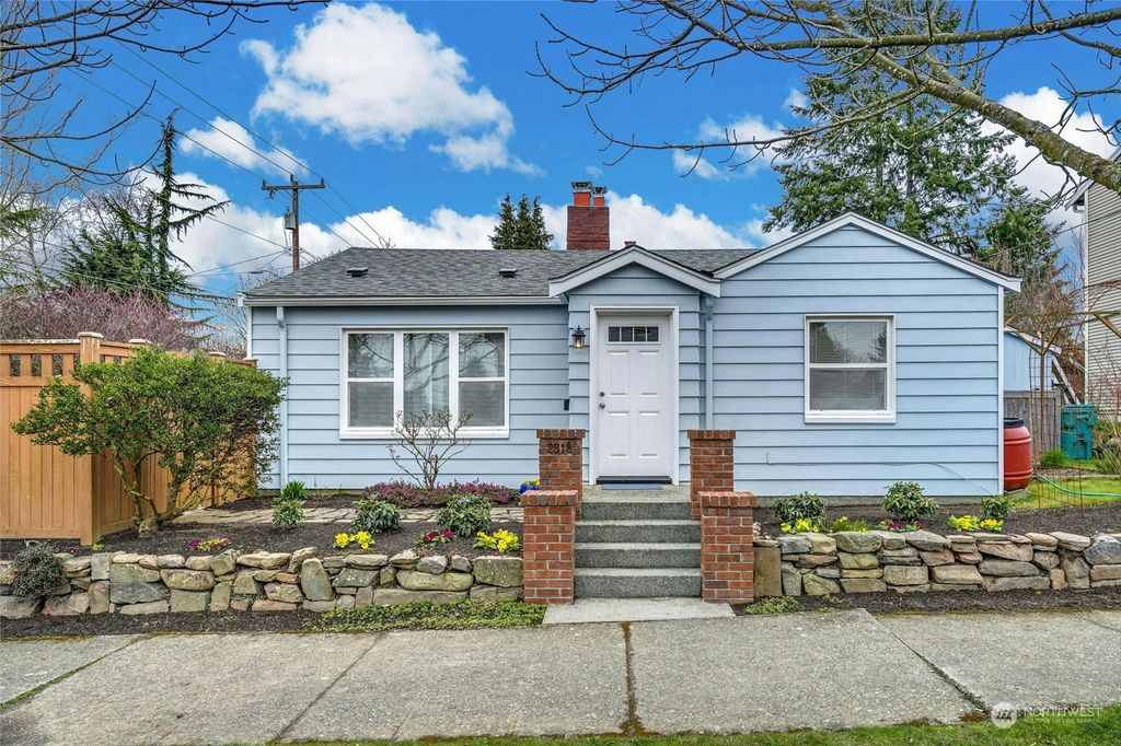Photo of 2818 NW 80th Street, Seattle, WA 98117 (MLS # 2208632)