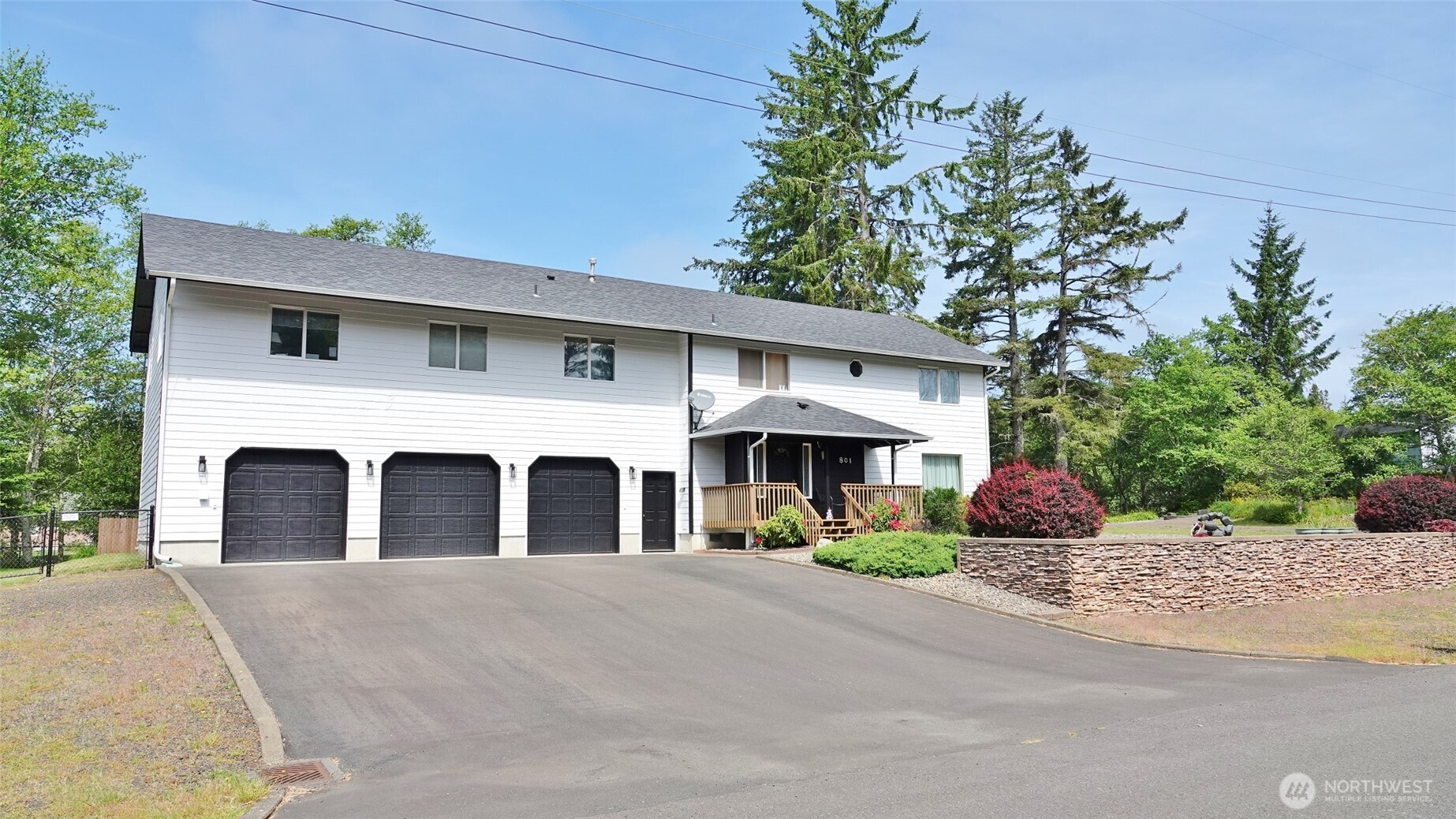 801 Hassalo Avenue SE