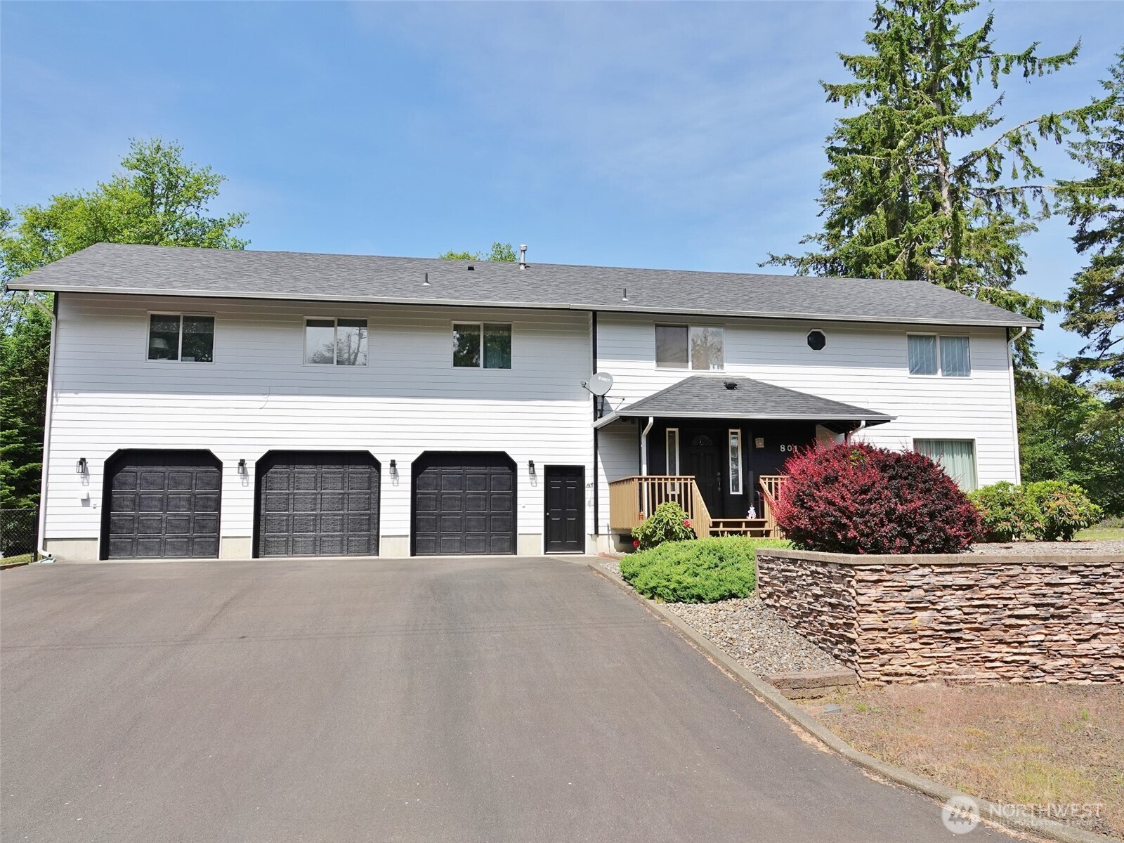 801 Hassalo Avenue SE