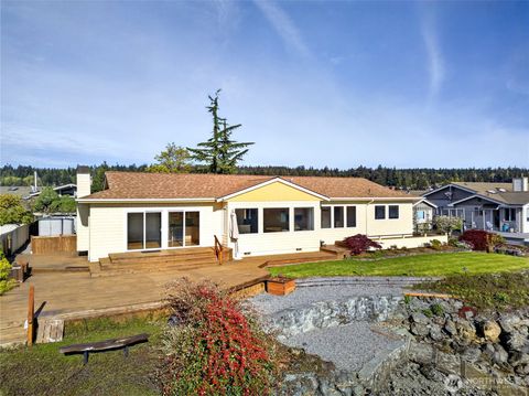 Photo of 811 Shoshone Dr Dr, La Conner, WA 98257 (MLS # 2498930)