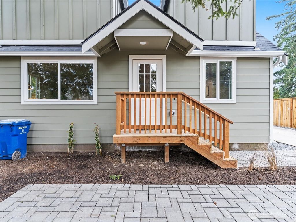 Photo of 13032 30th Avenue NE, Seattle, WA 98125 (MLS # 2333238)