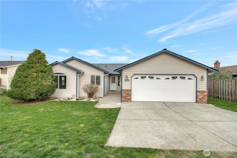 Photo of 1529 Thompson Drive, Camano Island, WA 98282 (MLS # 2348075)